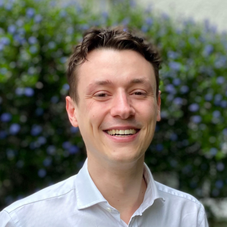 Oli Hoade headshot | The Consultancy Growth Network